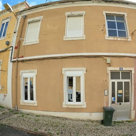 Lisbon T2 Apartment In Typical Villa In Sapadores Lizbona Zewnętrze zdjęcie
